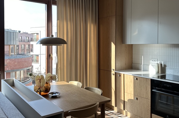 JAK ZAPLANOWAĆ LAMPY DO KUCHNI? PRAKTYCZNE WSKAZÓWKI